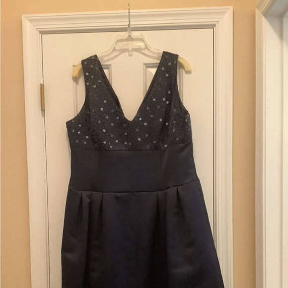 Formal navy sleeveless dress - Picture 1 of 1